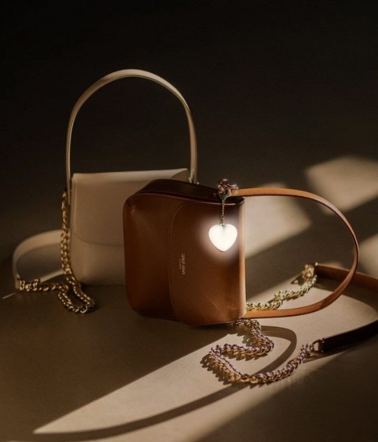 Glowing LED Bag Light - Image 3